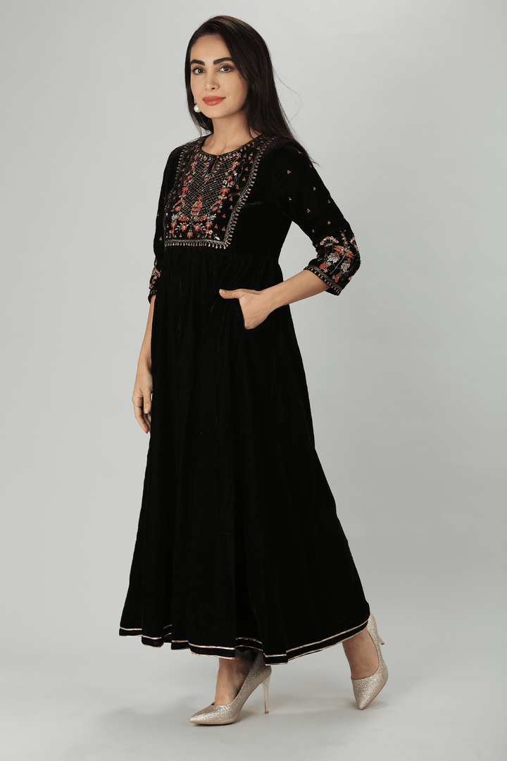 Black Regal Velvet Kurti