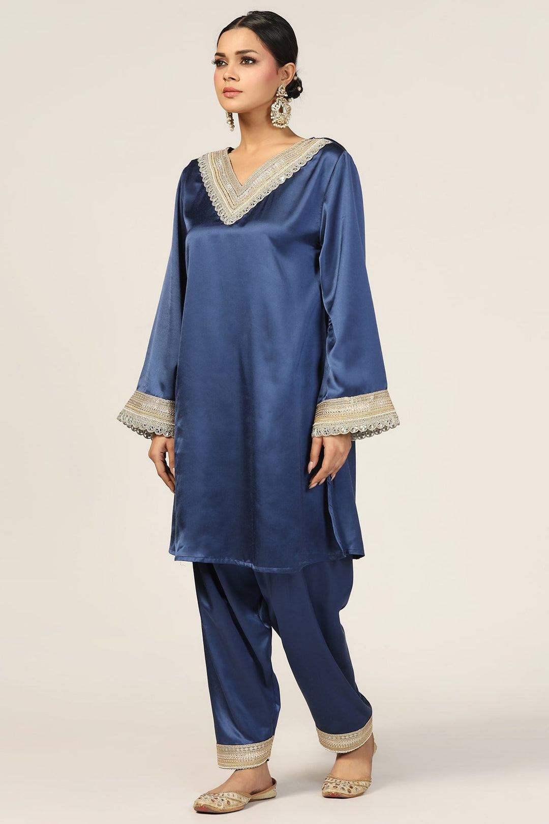 Blue Embellished V-Neck Ensemble Kurti