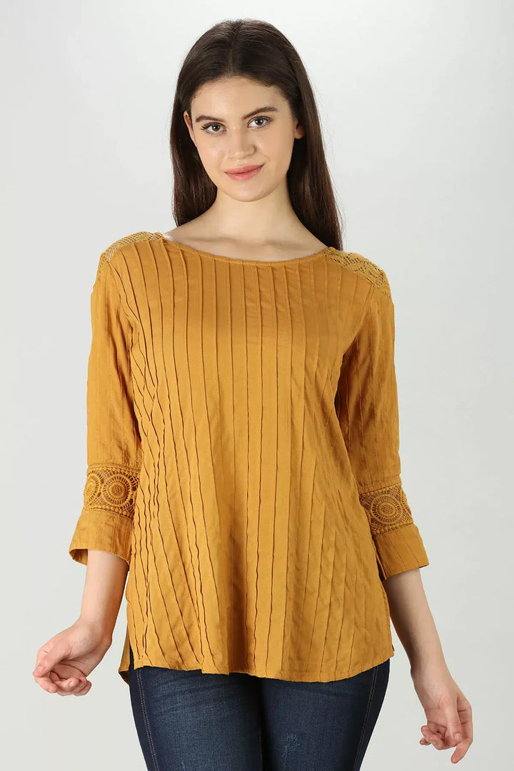Pintuck rayon Top