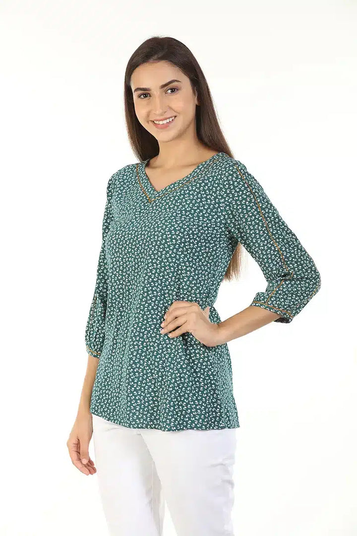 Green Floral V-Neck Casual Top