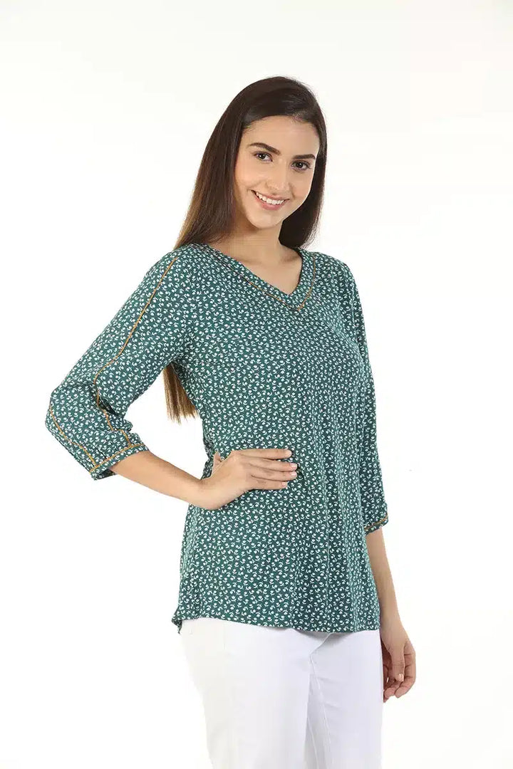 Green Floral V-Neck Casual Top