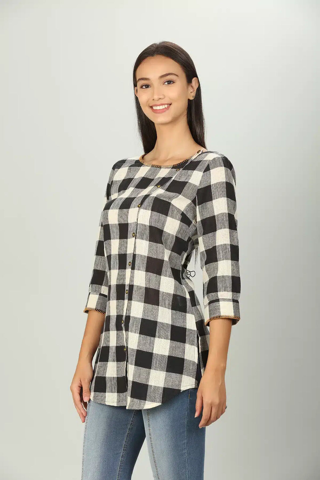 Black check round neck Top