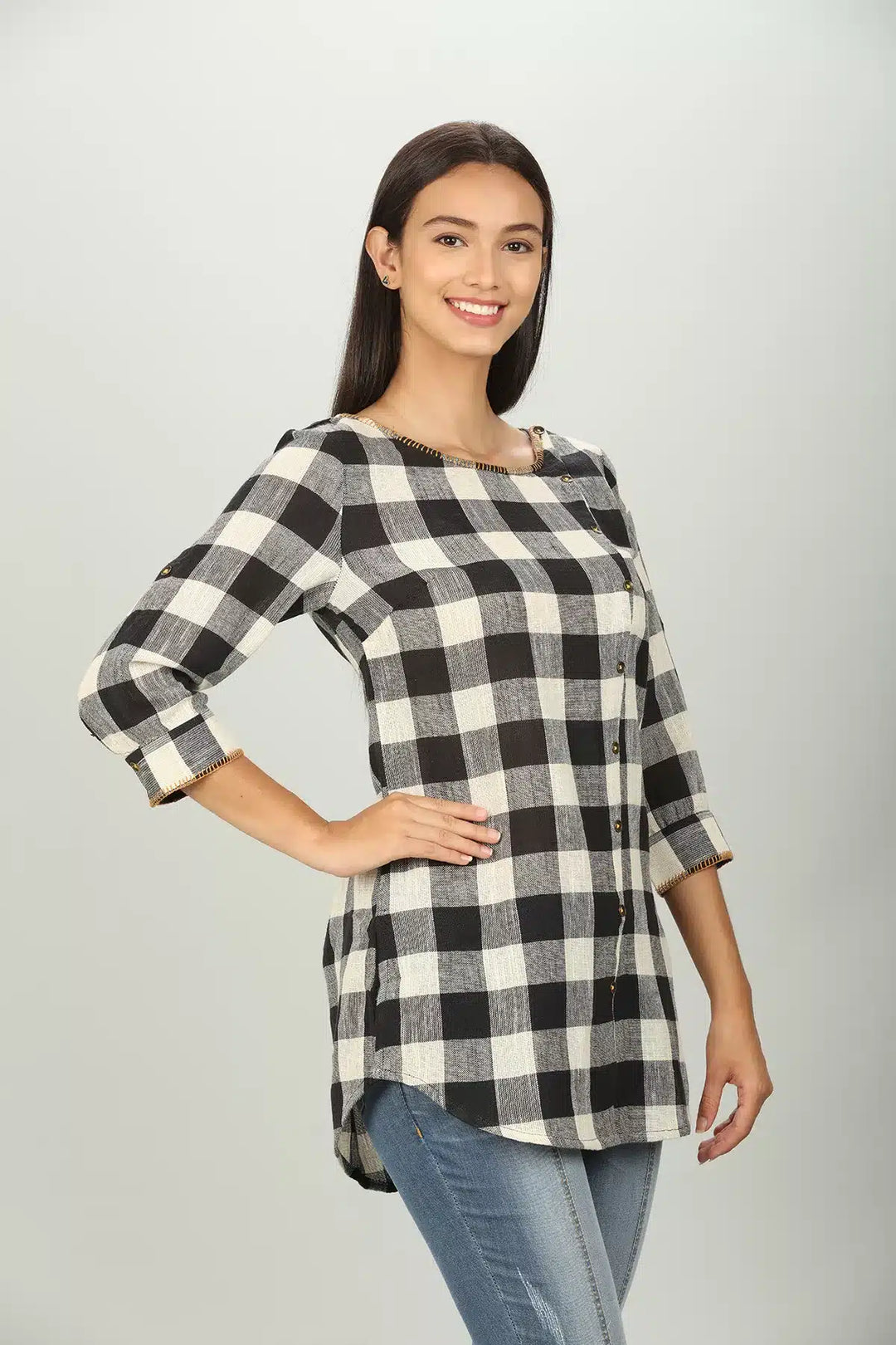 Black check round neck Top