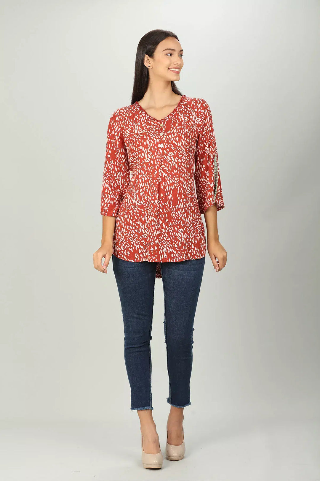 Red abstract print V neck Top