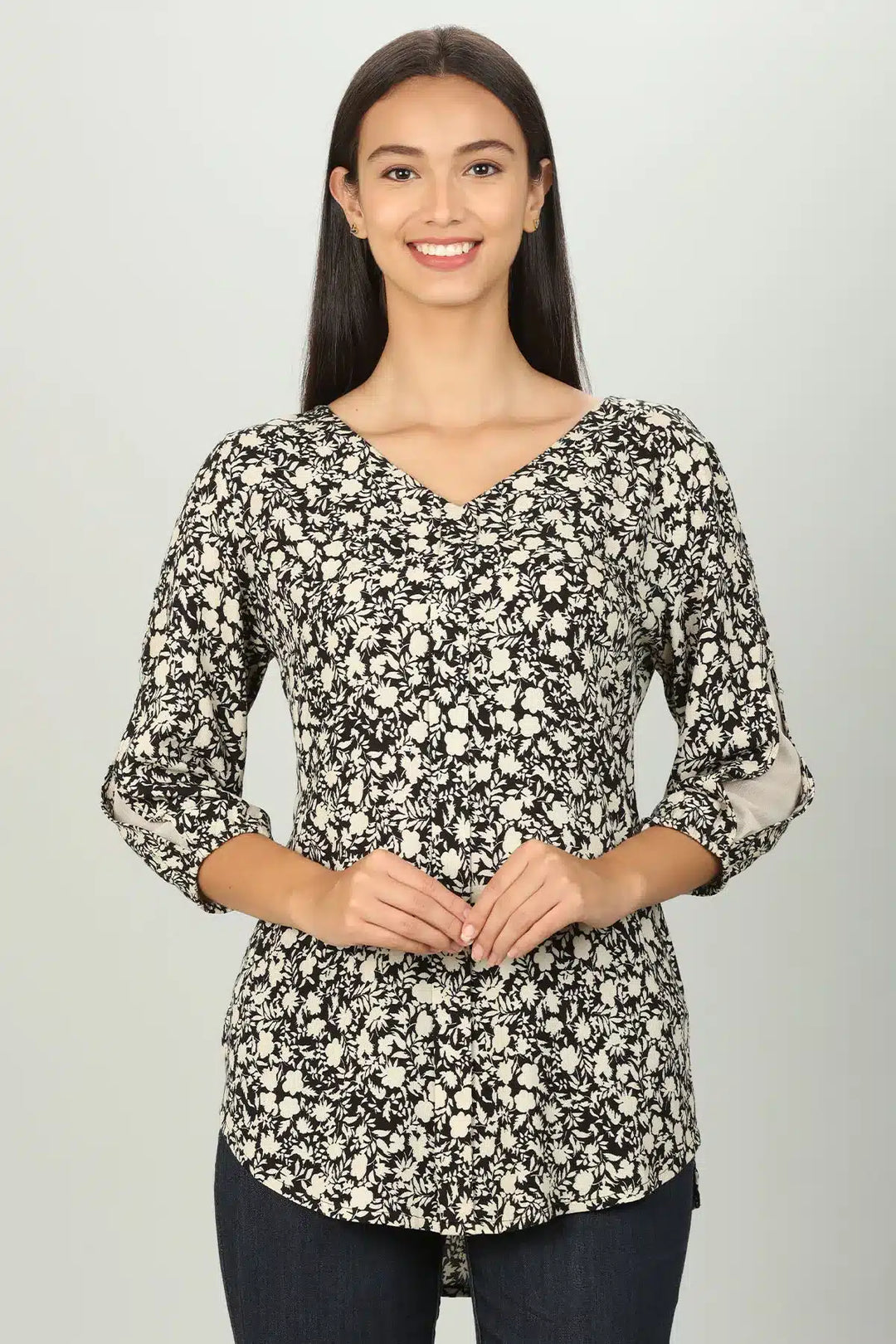 Black and White printed V neck Top