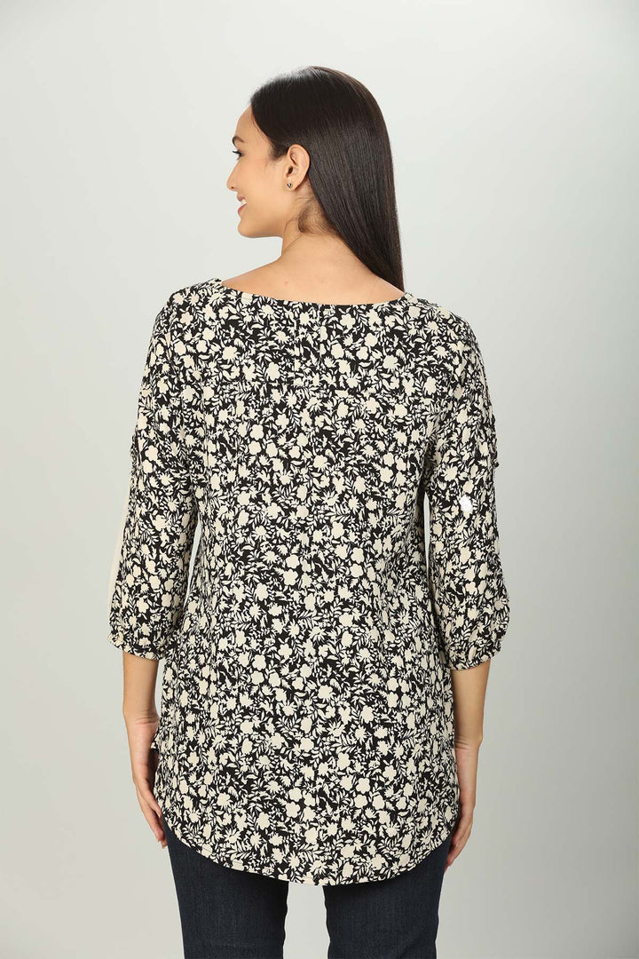 Black and White printed V neck Top