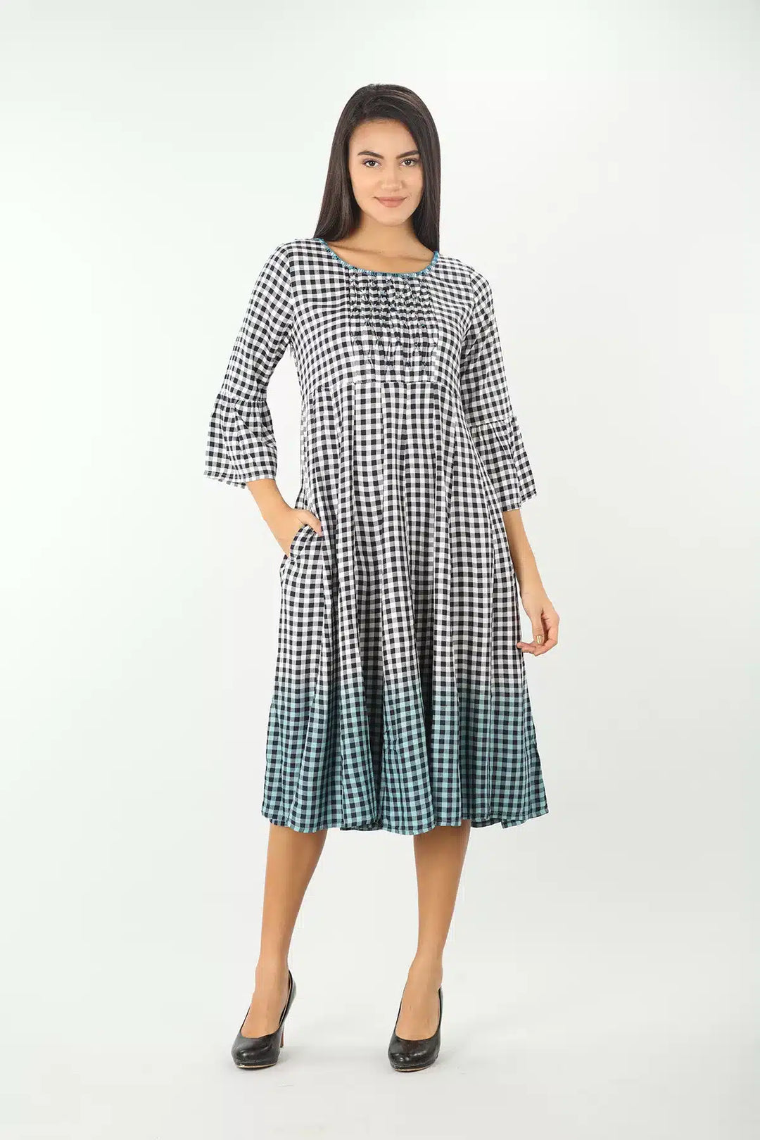 BLACK ROUND NECK DRESS WITH BELL SLEEVES