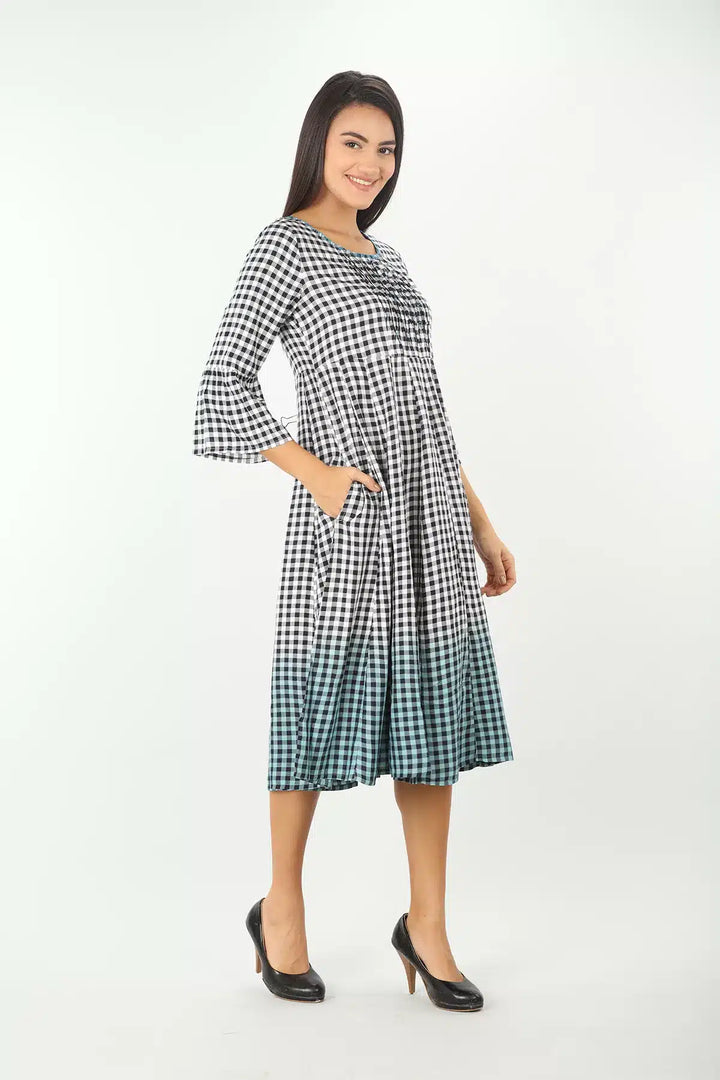 BLACK ROUND NECK DRESS WITH BELL SLEEVES
