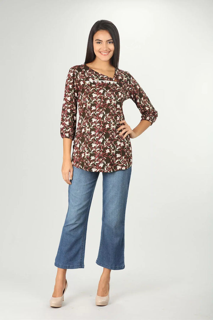 BROWN PRINTED V-NECK TOP