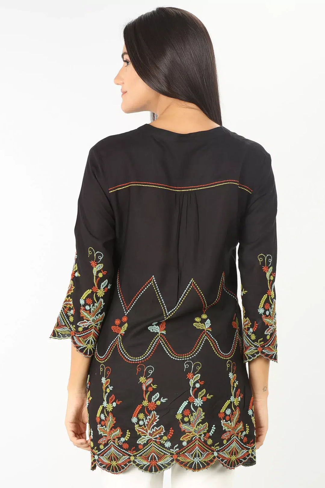BLACK EMBROIDERED TUNIC TOP
