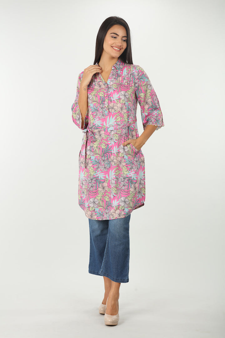 Pink floral print Tunic with collared neck