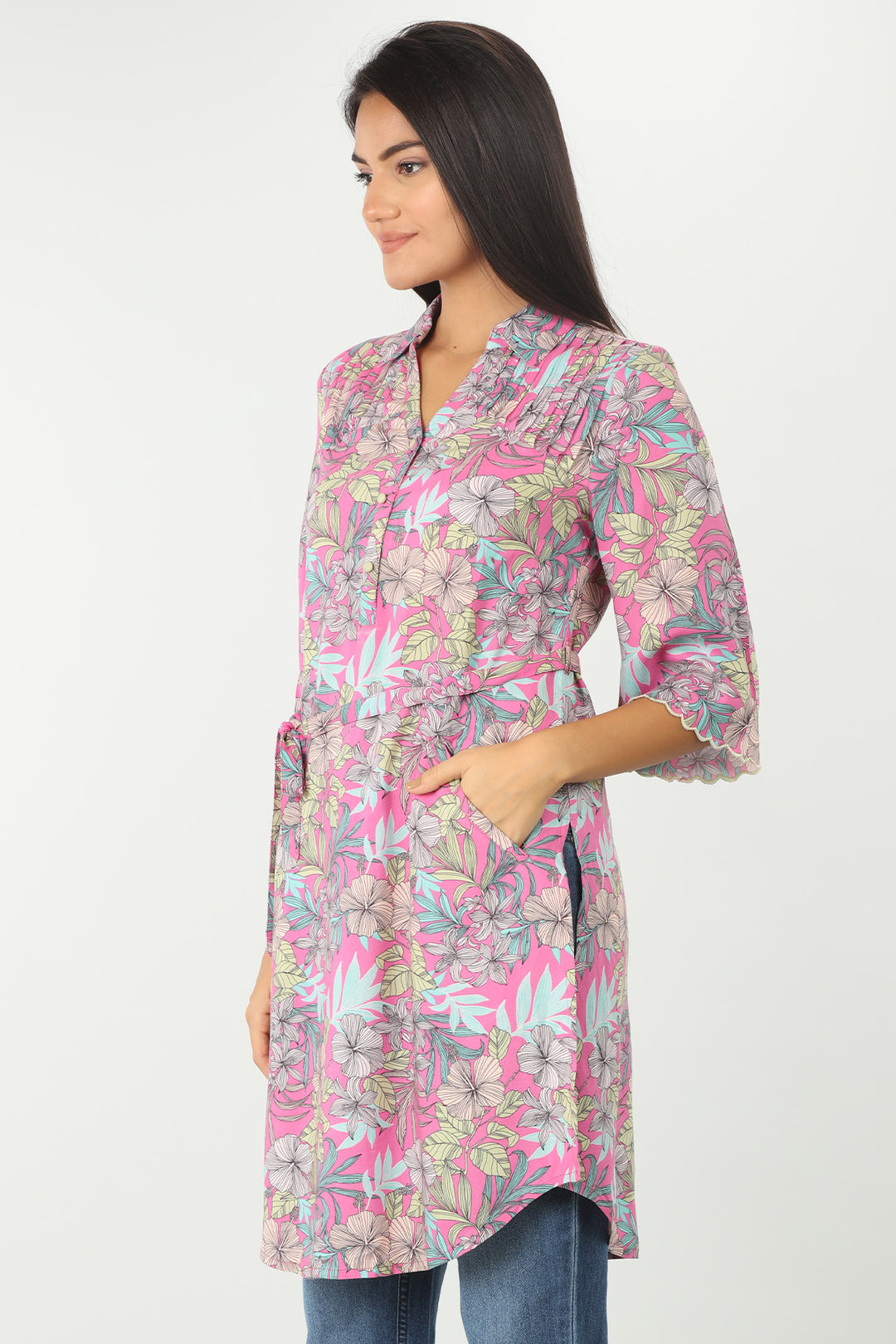 Pink floral print Tunic with collared neck