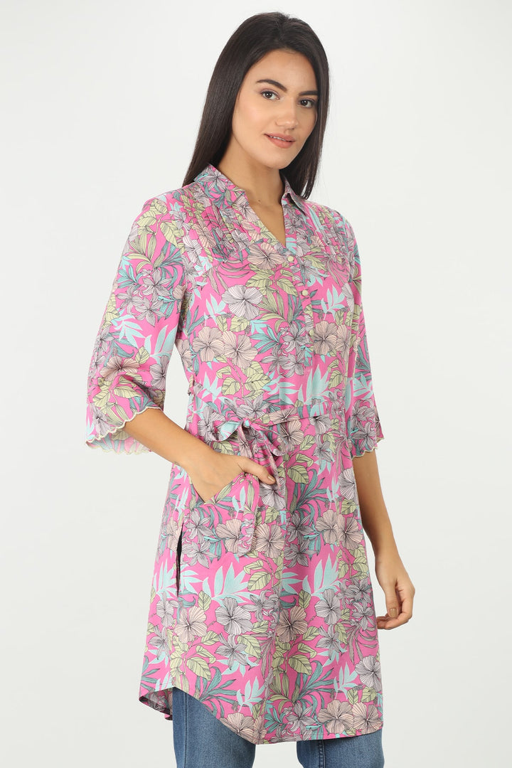 Pink floral print Tunic with collared neck