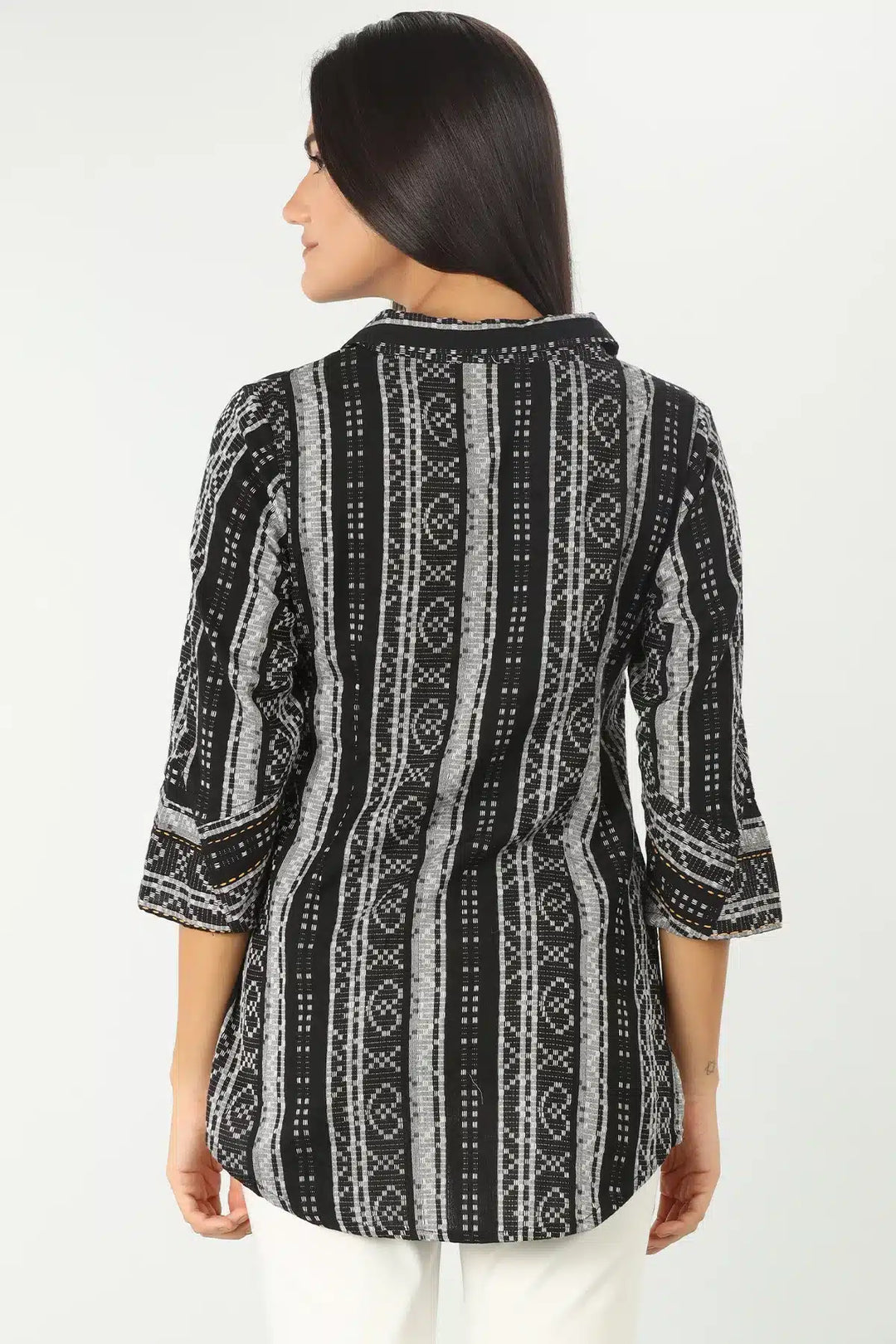BLACK &amp; WHITE PRINTED SHIRT