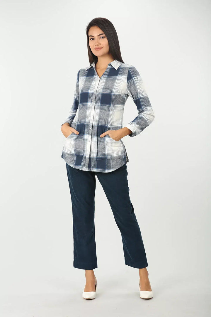 Blue Solid Regular Pants