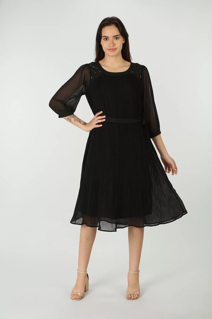 Black Georgette Round Neck Dress
