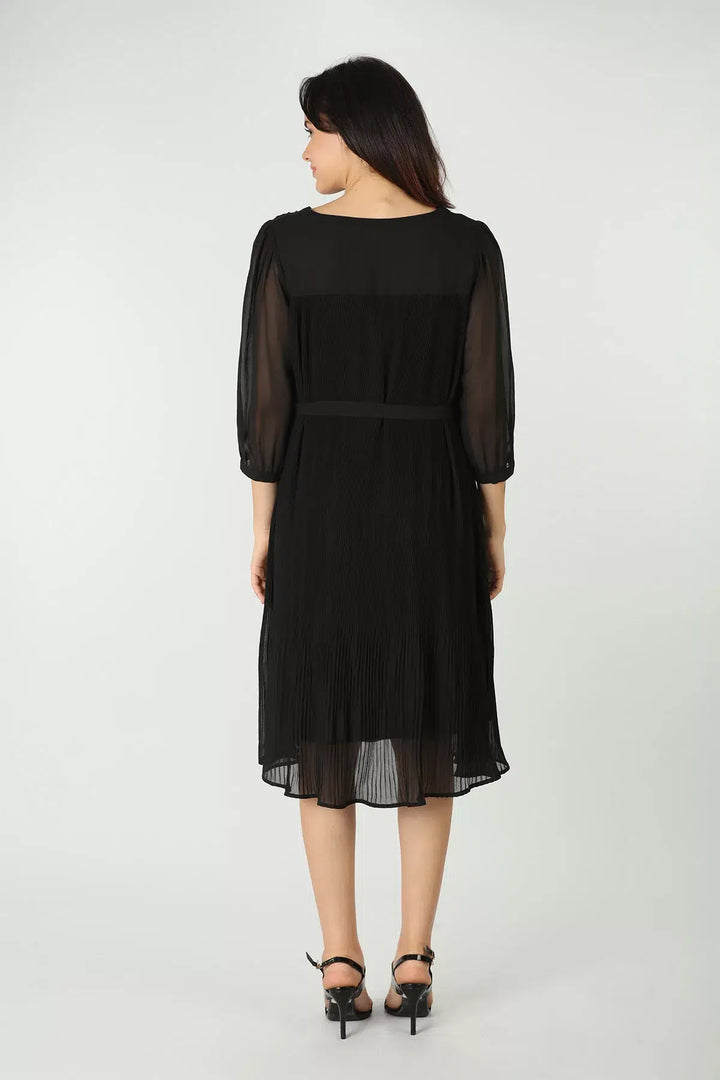 Black Georgette Round Neck Dress