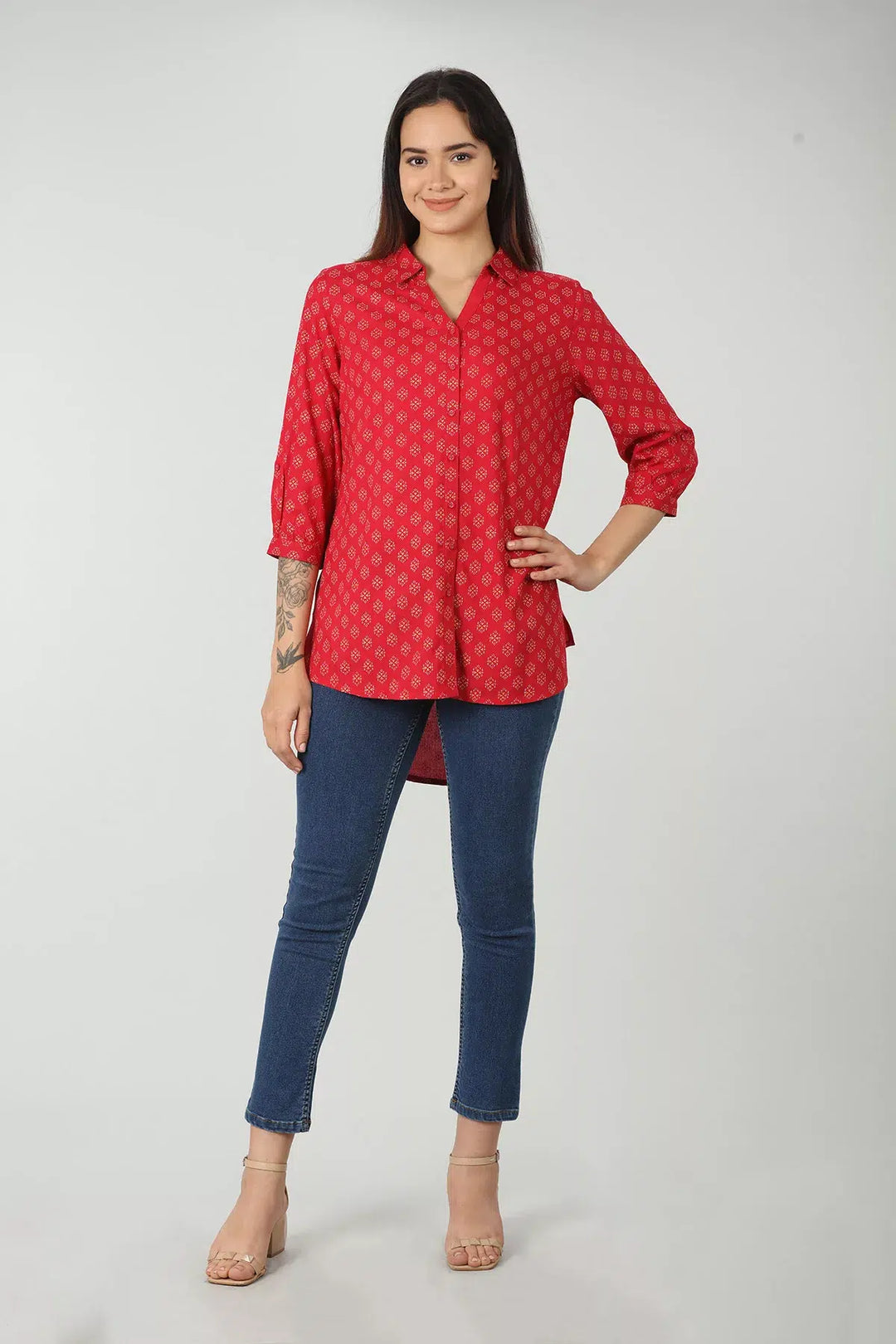 Red foil print high-low shirt