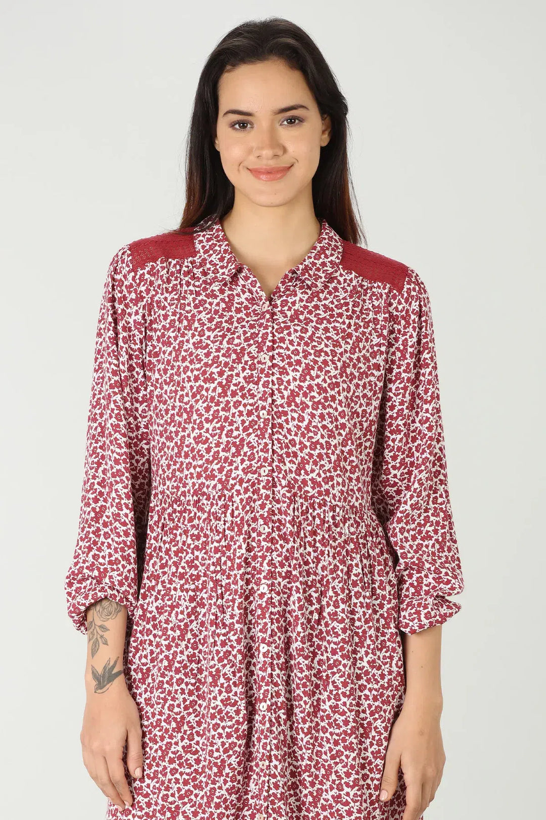 Red printed dress with full sleeves and elastic hem