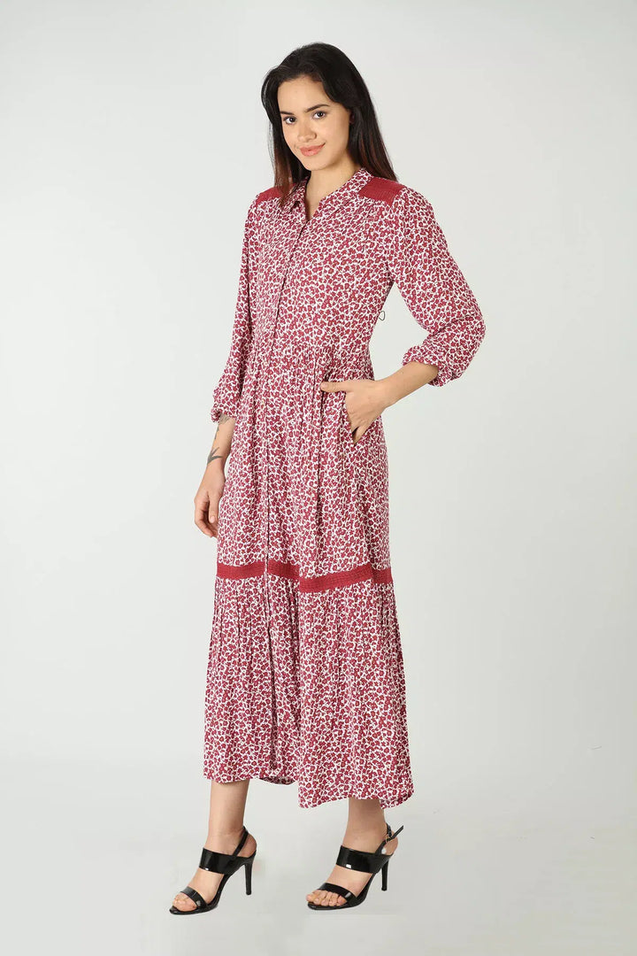 Red printed dress with full sleeves and elastic hem