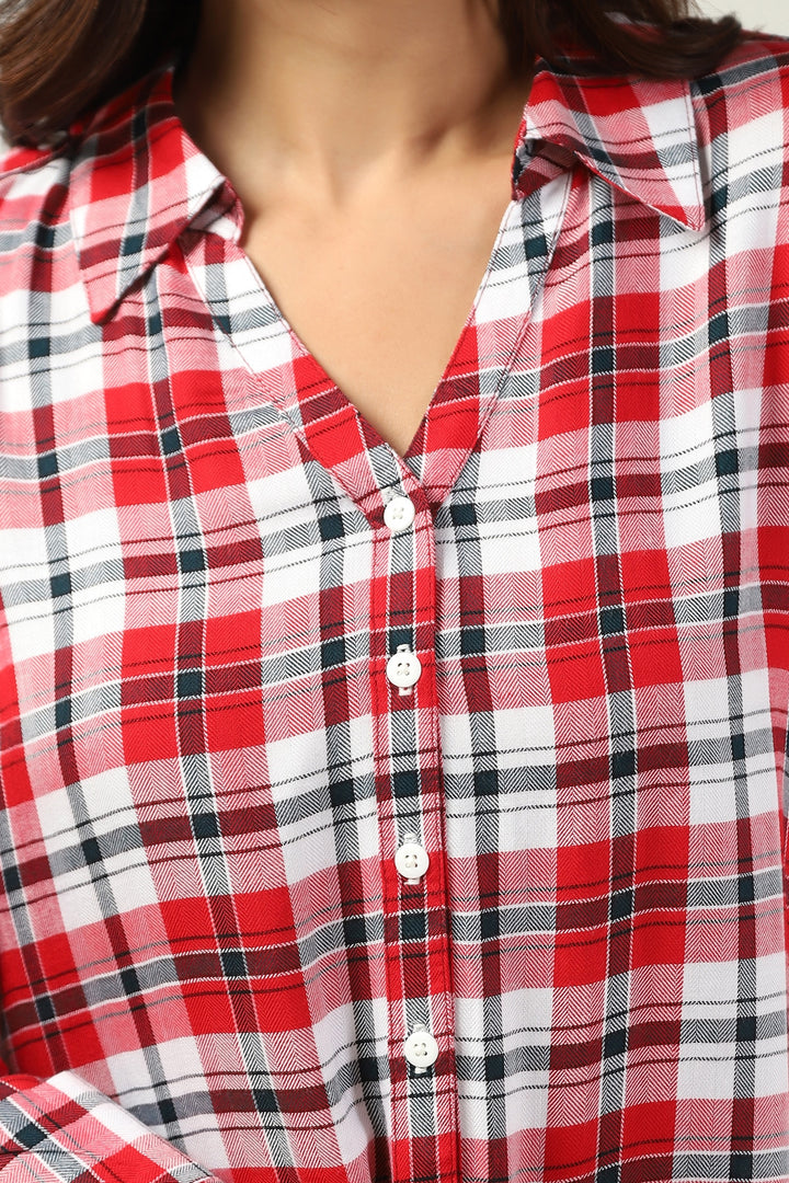 White &amp; Maroon Checked Rayon Twill Shirt