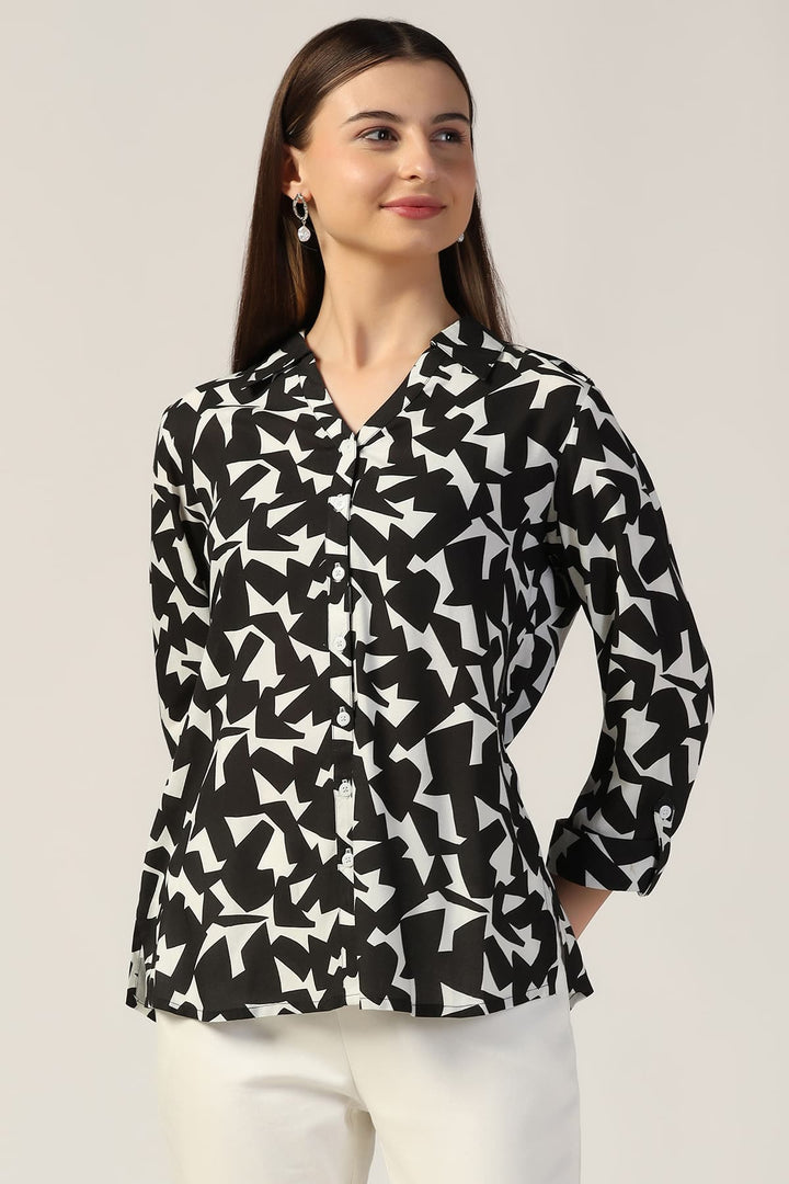 Black &amp; White Printed Rayon Shirt with 3/4th Sleeves