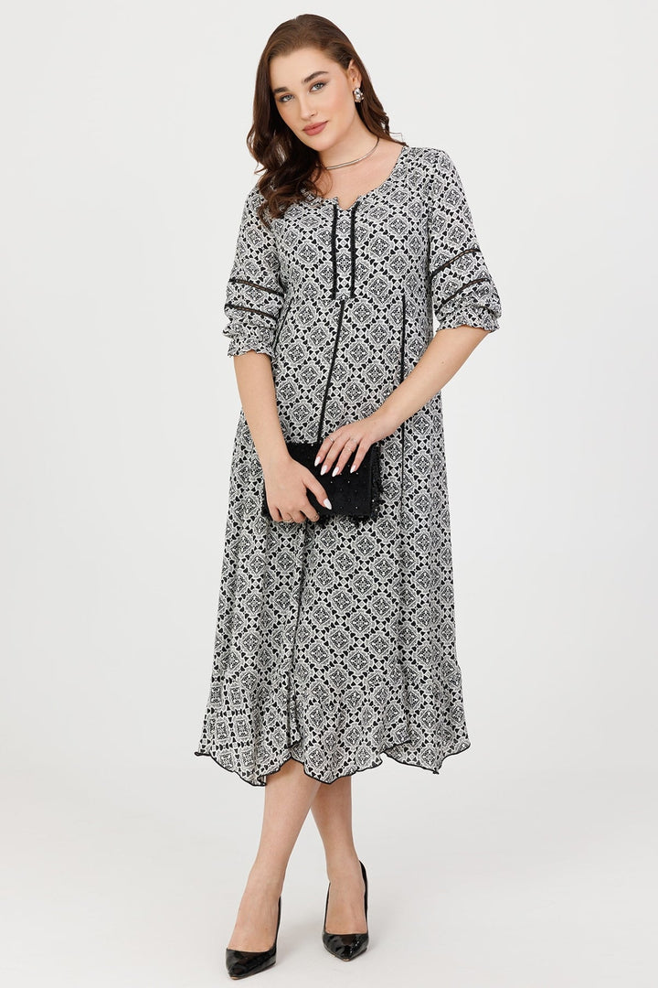 Black And White Printed Moss Crepe Dress with 3/4th Sleeves