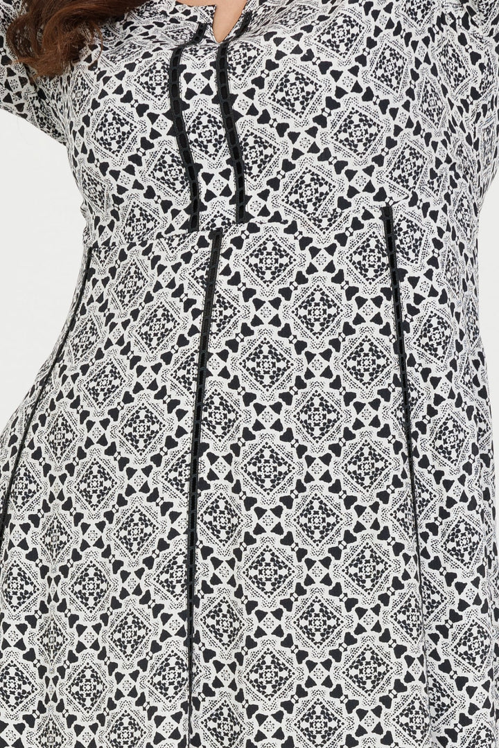Black And White Printed Moss Crepe Dress with 3/4th Sleeves