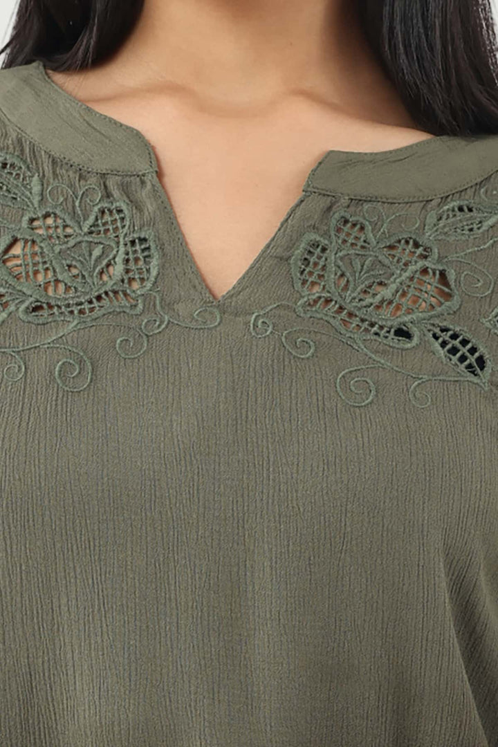 Green Embroidered Casual Top in Rayon Crepe