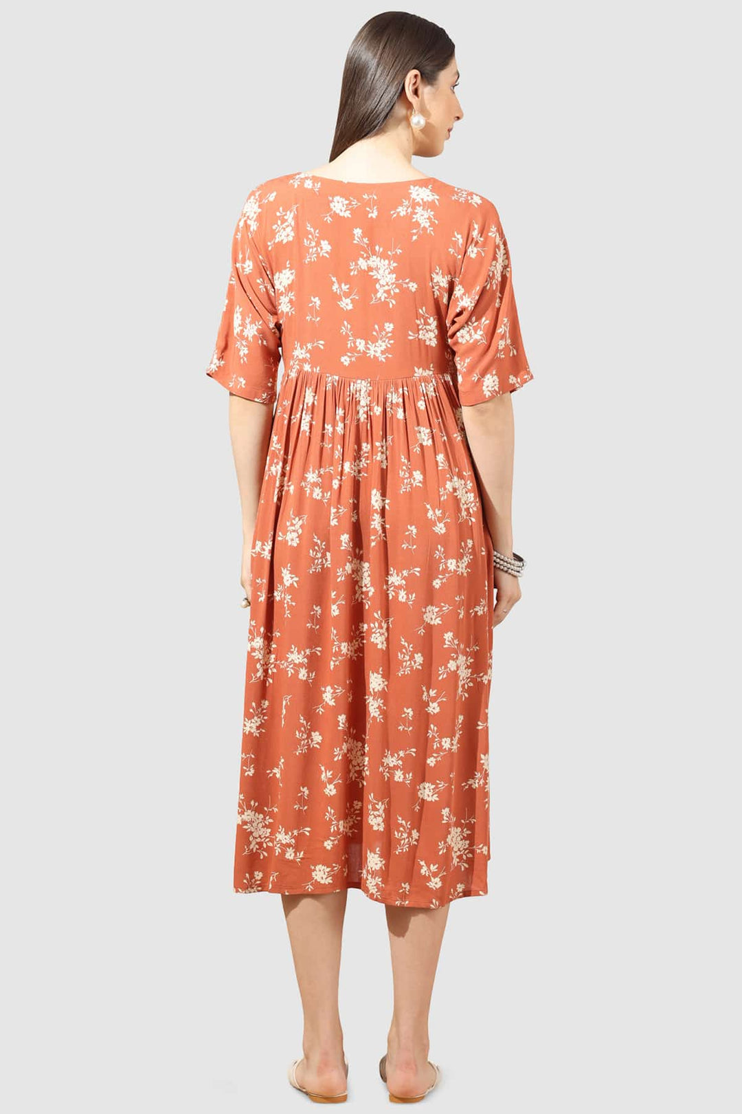 Apricot Printed V-Neck Casual Dress in Moss Crepe