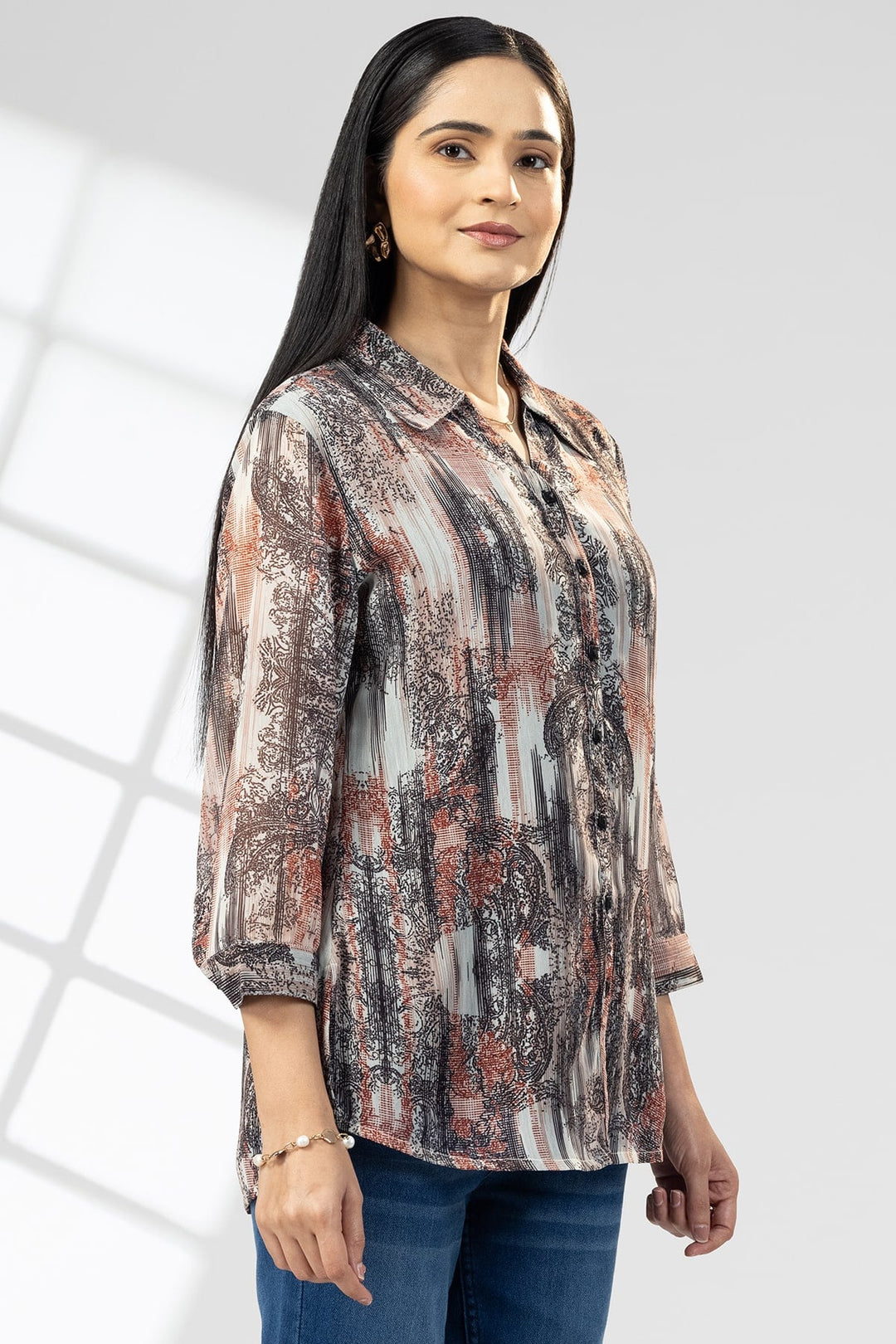 Red &amp; Black Printed Chiffon Collared Shirt