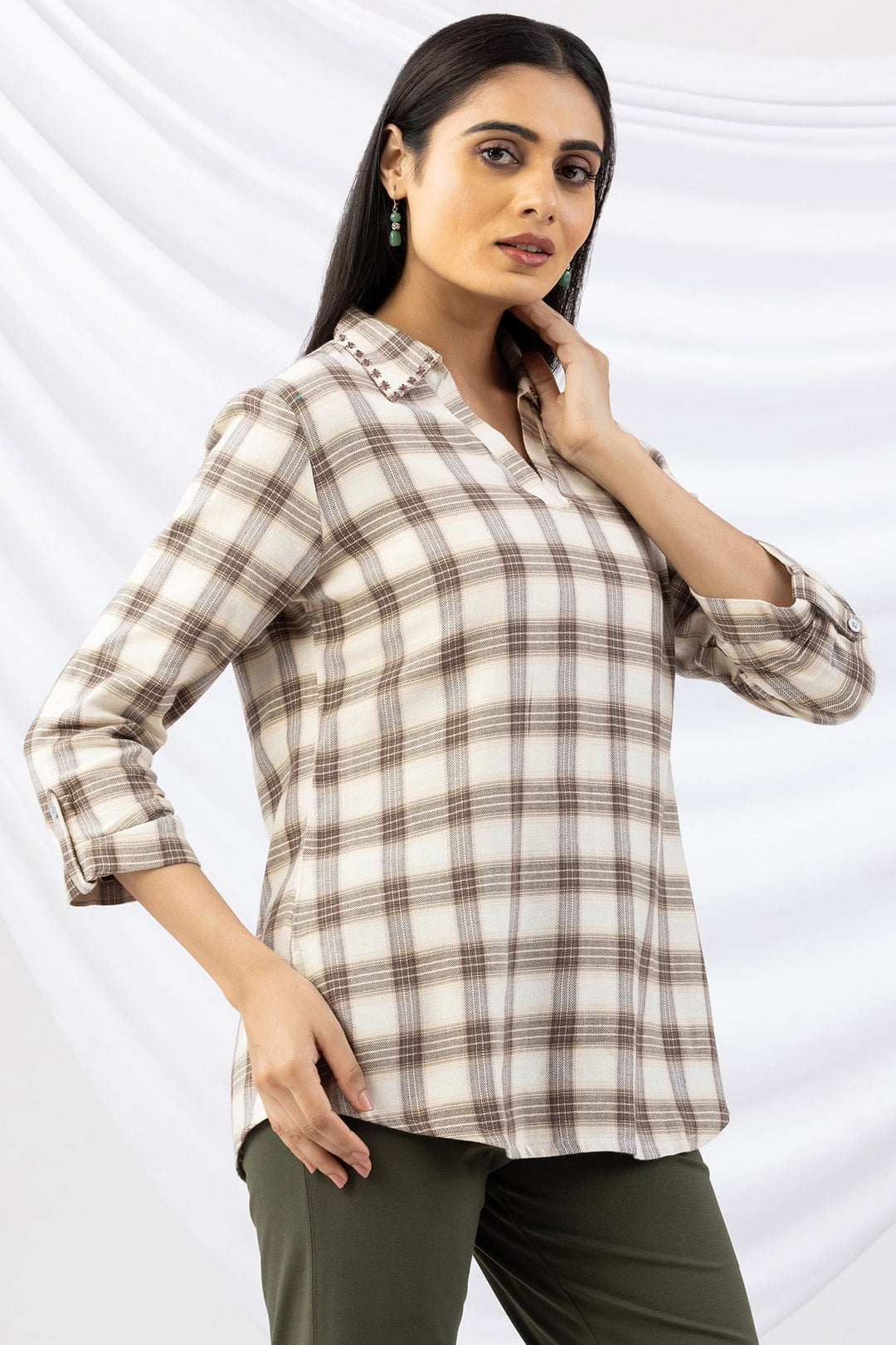 Beige Checked Brush Rayon Twill Winter Top with Collar &amp; 3/4 Sleeves