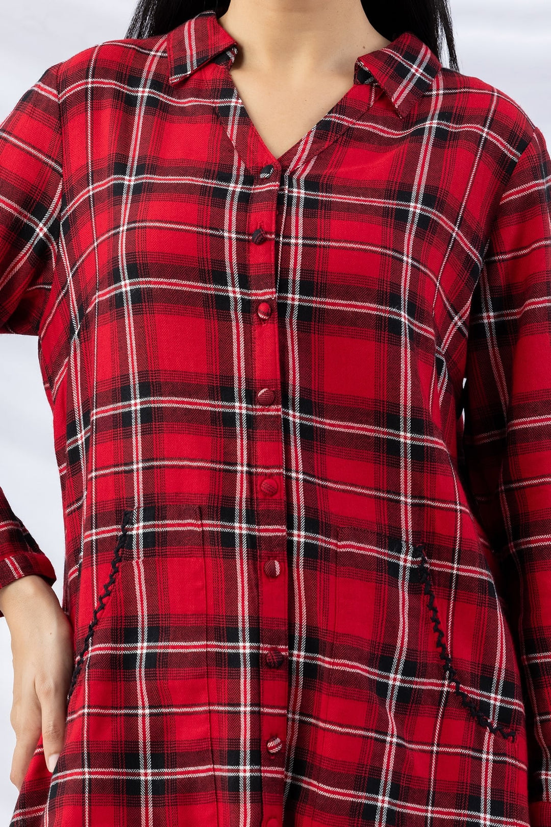 Red Checked Brush Rayon Twill Winter Long Shirt with Collar &amp; 3/4 Sleeves