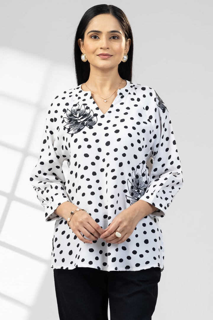 White Embroidered Viscose Top with Mandarin Collar