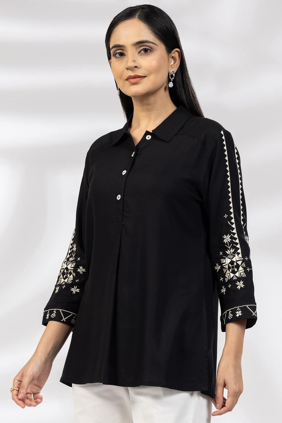 Black Tencel Twill Casual Top with Embroidery &amp; 3/4th Sleeves