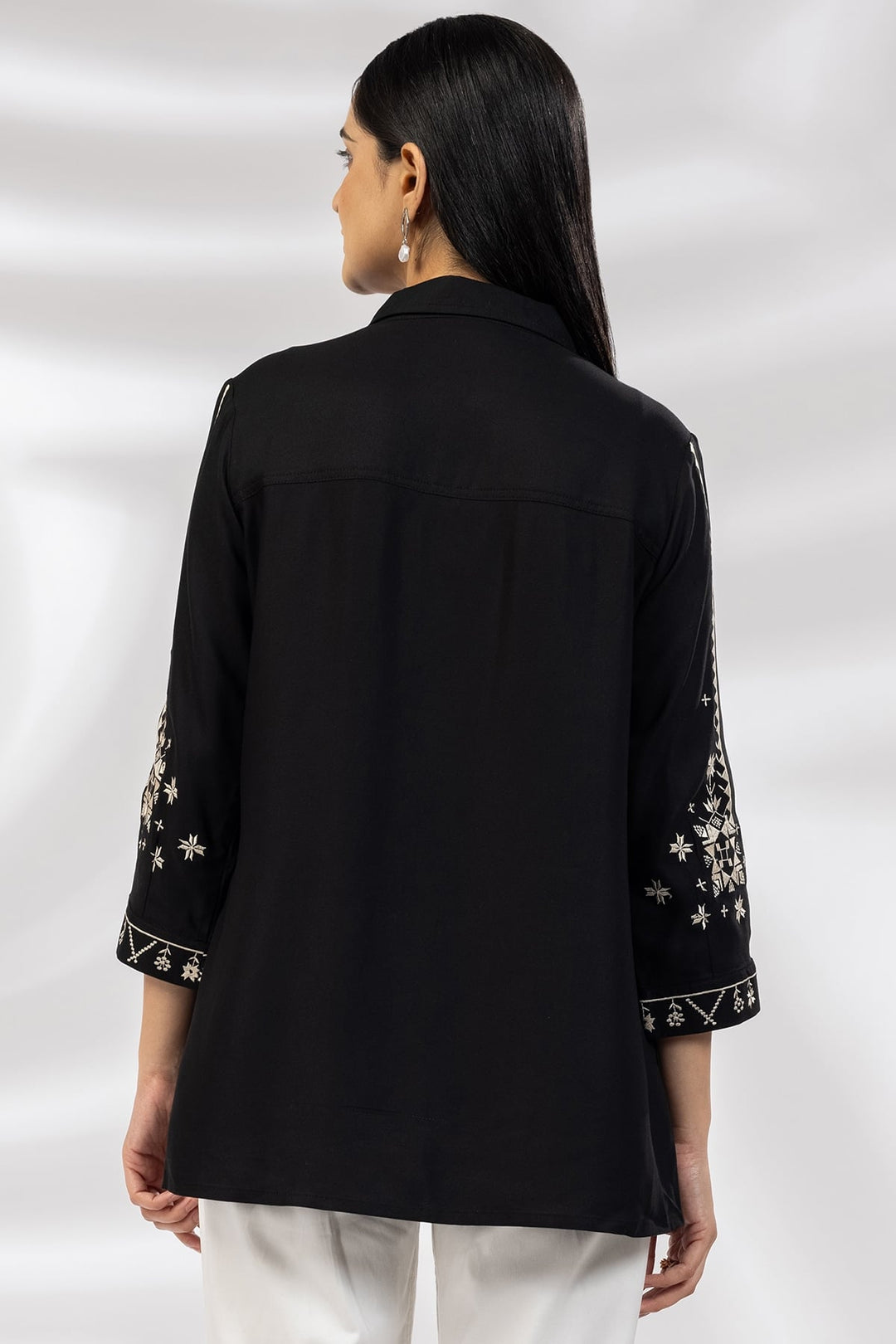 Black Tencel Twill Casual Top with Embroidery &amp; 3/4th Sleeves