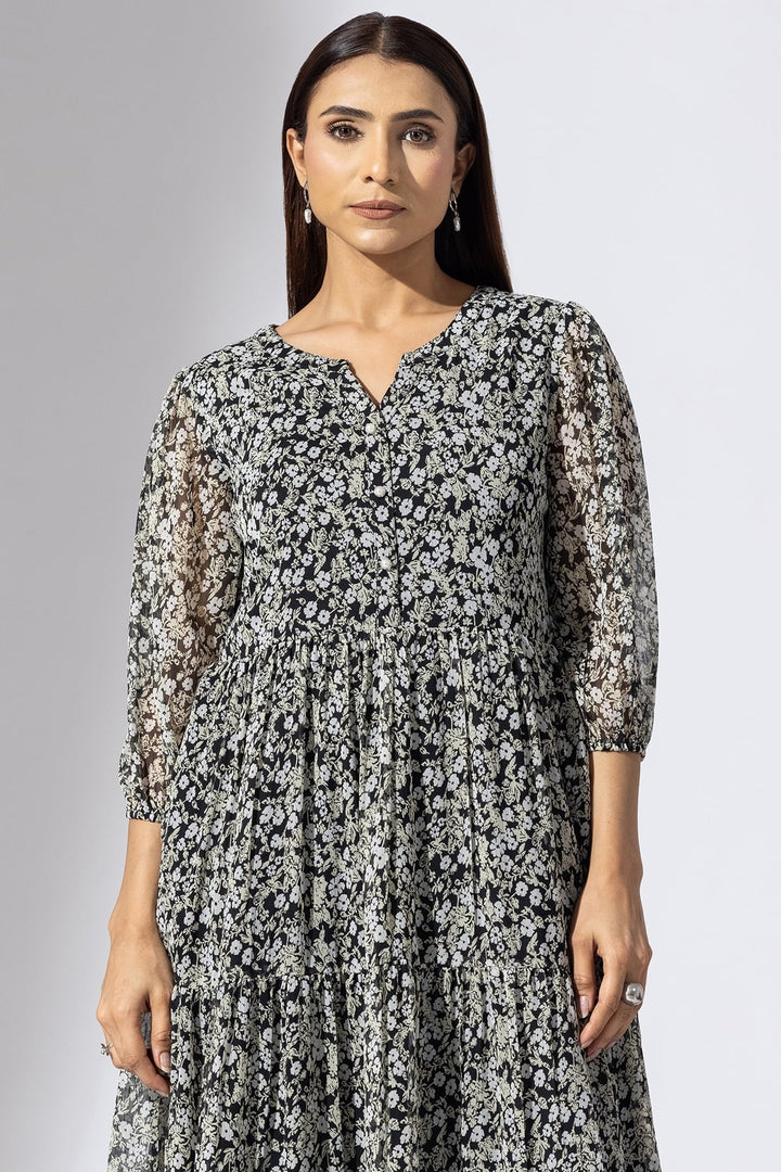 Black &amp;amp; White Chiffon Printed Casual Dress