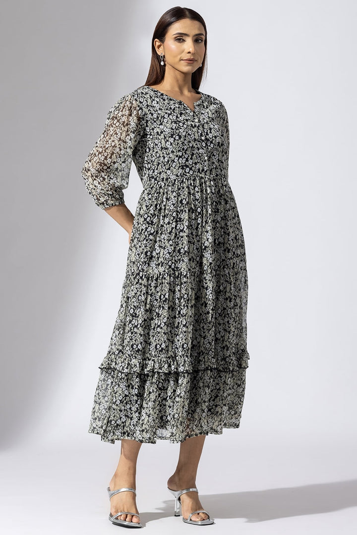 Black &amp;amp; White Chiffon Printed Casual Dress