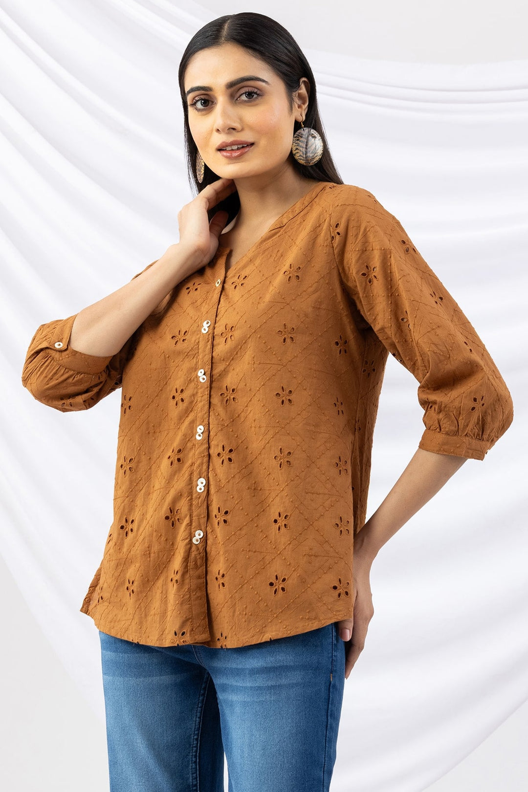 Cinnamon Schiffli Cotton Top with Round Neck &amp; 3/4 Sleeves