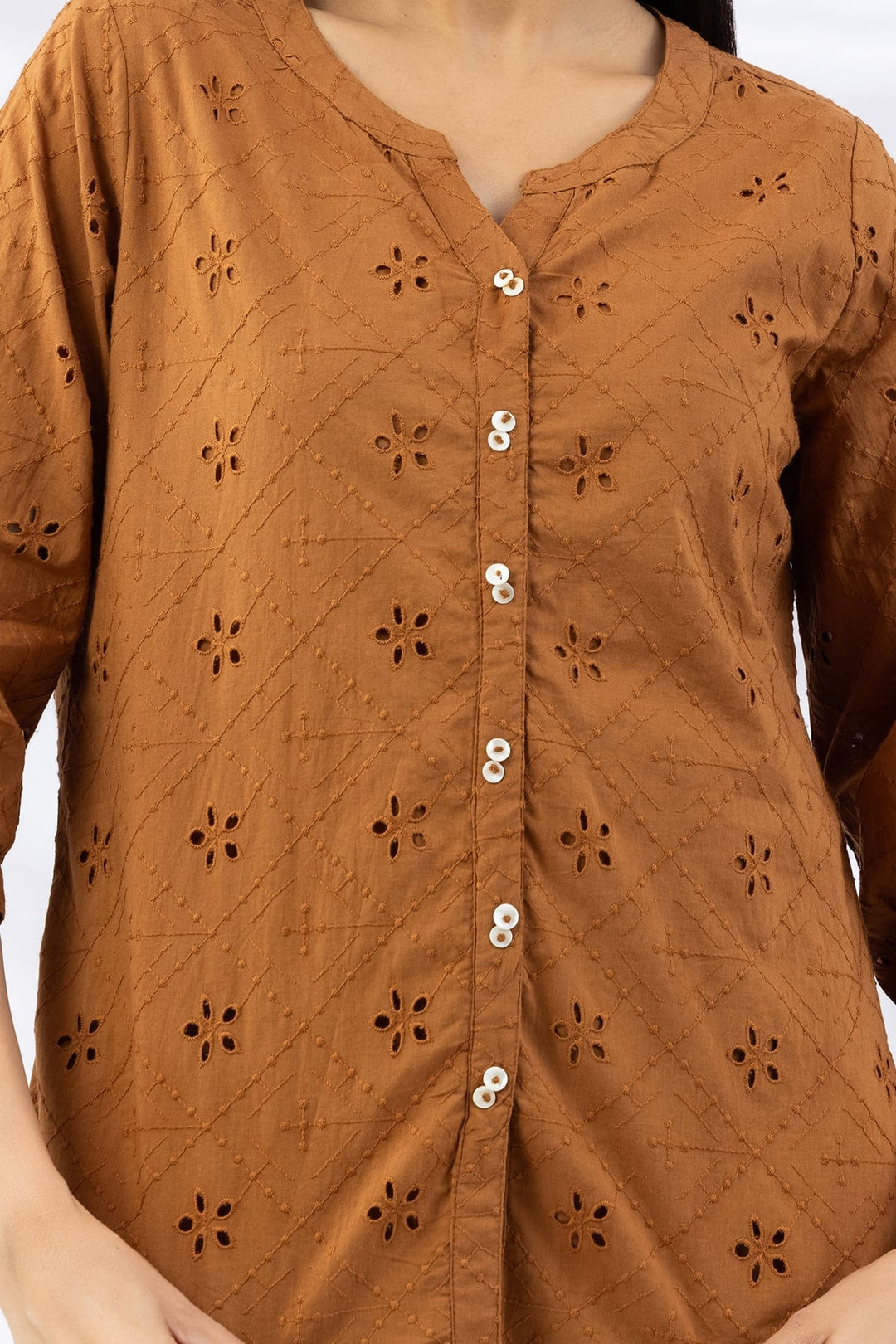 Cinnamon Schiffli Cotton Top with Round Neck &amp; 3/4 Sleeves