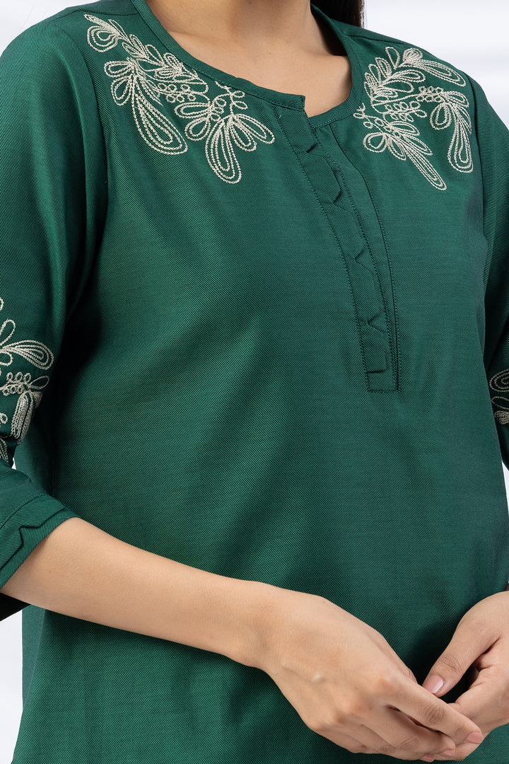 Green Embroidered Round Neck Winter Top