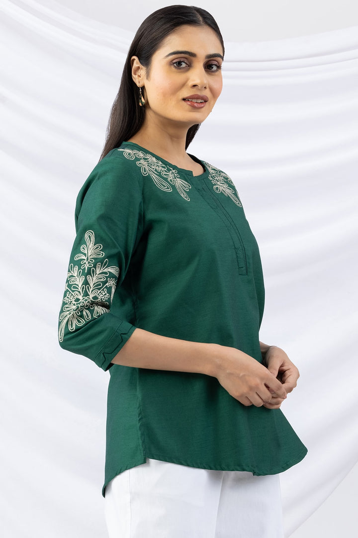 Green Embroidered Round Neck Winter Top