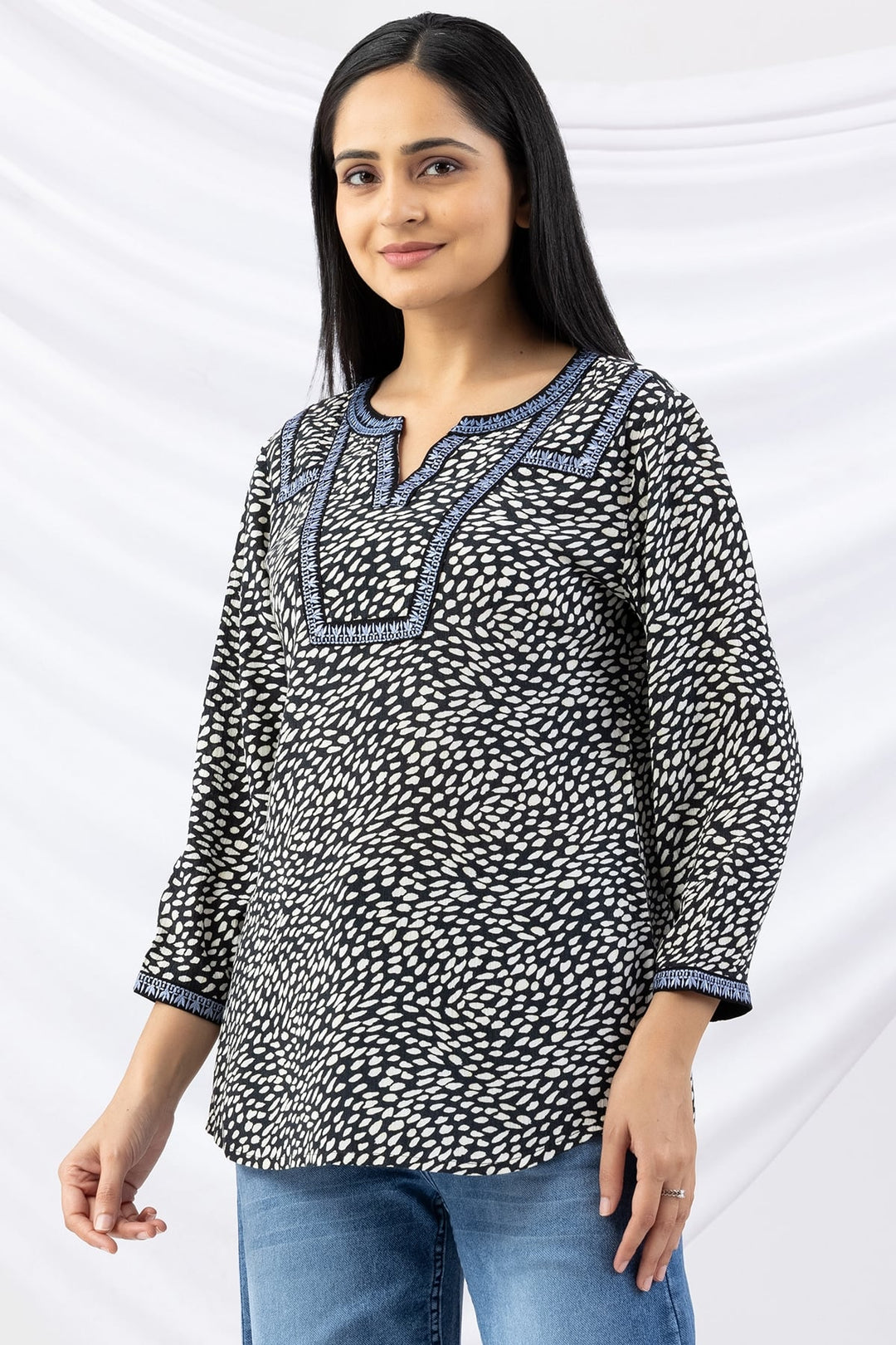 Black Embroidered Viscose Crepe Top with Round Neck and 3/4th Sleeves