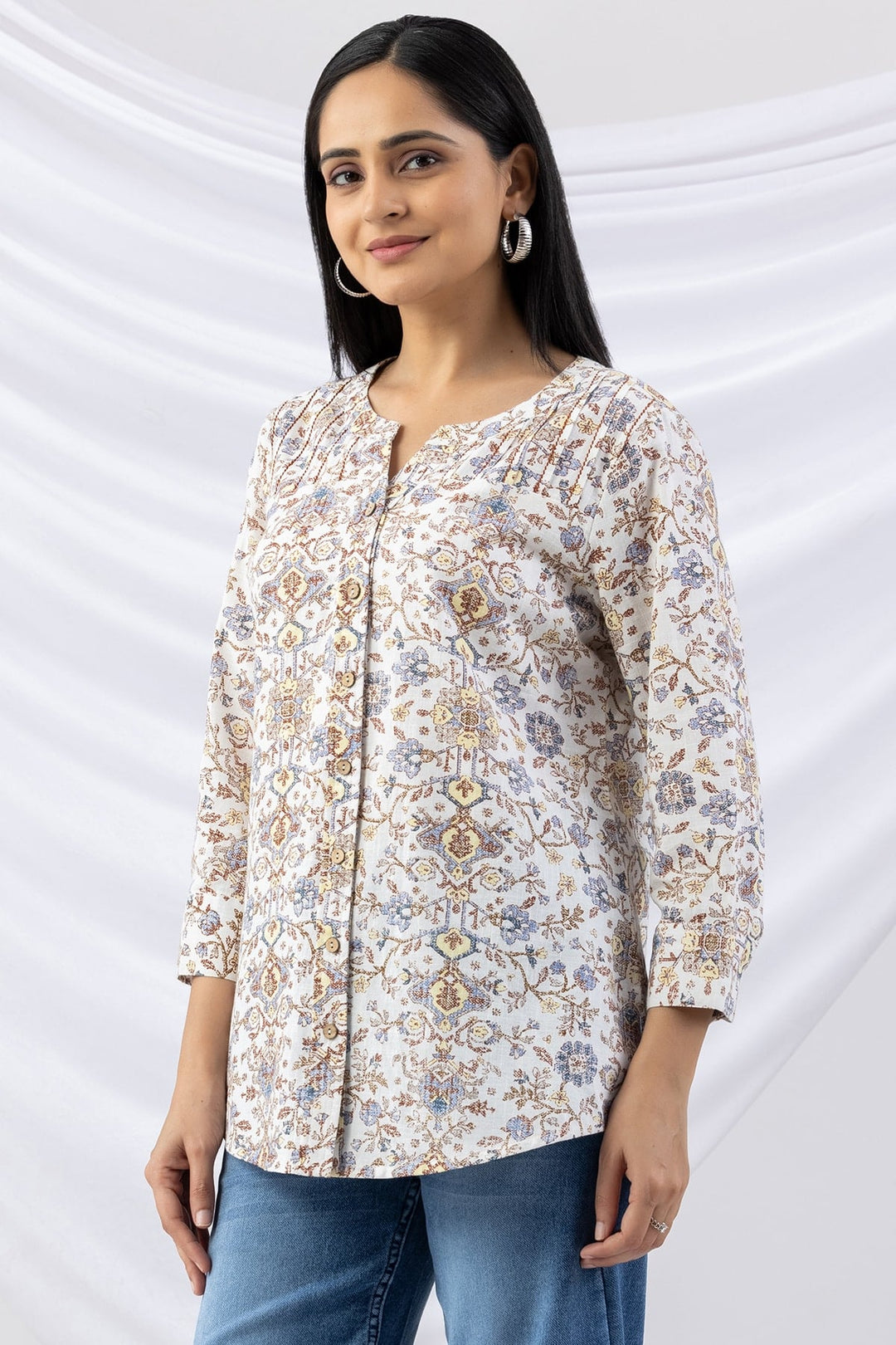 Off White Printed Cotton Slub Shirt with Round Neck &amp; 3/4 Sleeves