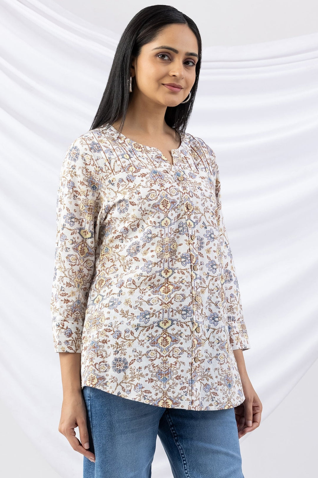 Off White Printed Cotton Slub Shirt with Round Neck &amp; 3/4 Sleeves