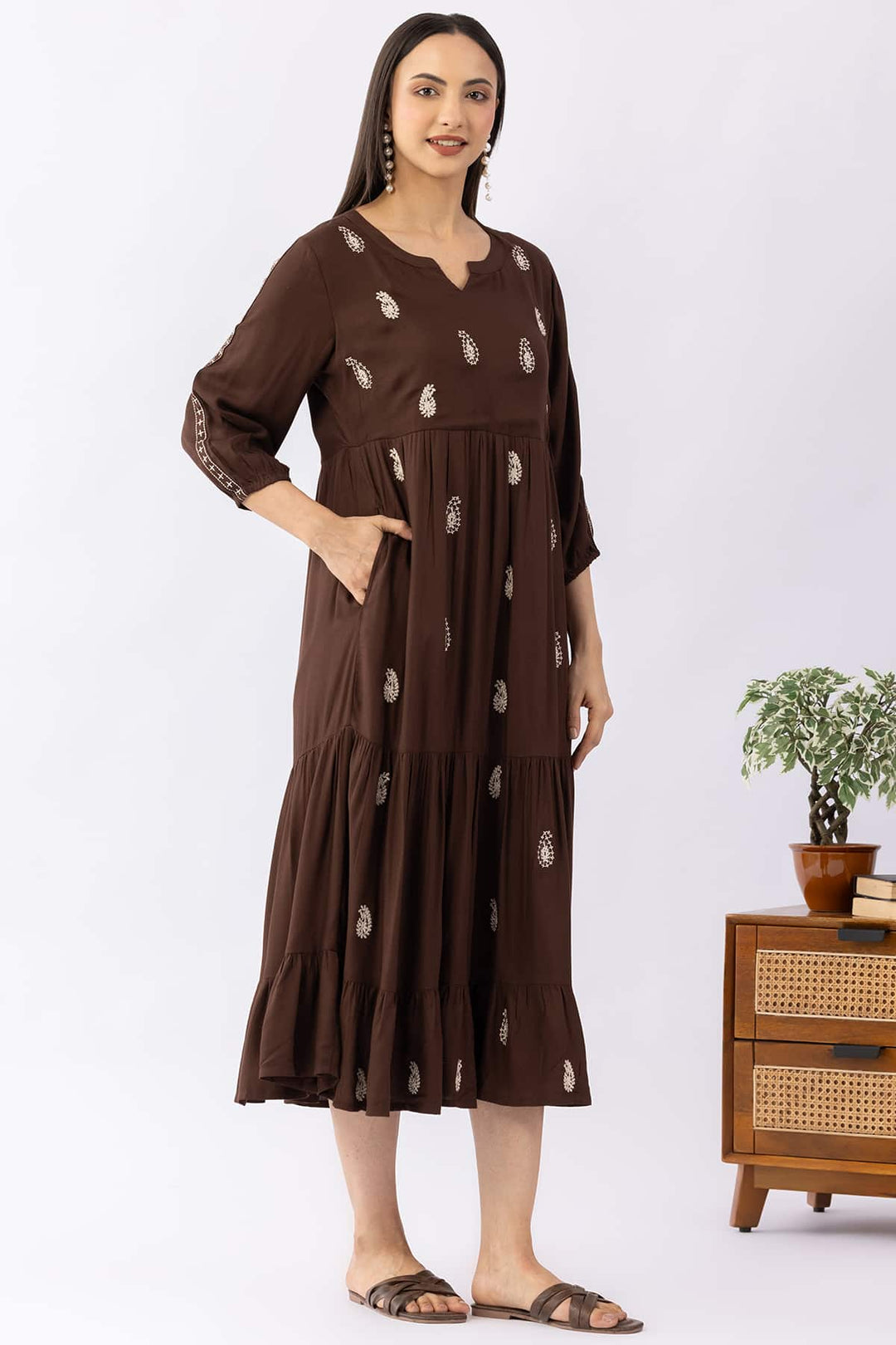 Embroidered Brown Moss Viscose Dress with Mandarin Collar &amp; 3/4 Sleeves