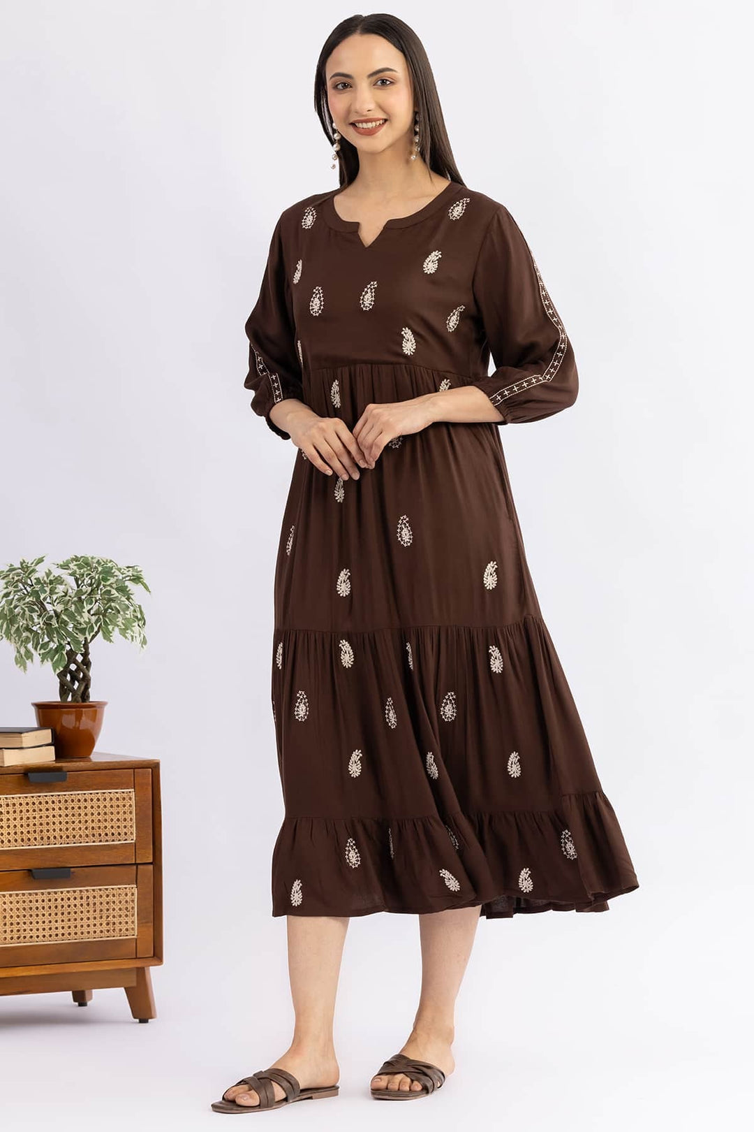 Embroidered Brown Moss Viscose Dress with Mandarin Collar &amp; 3/4 Sleeves
