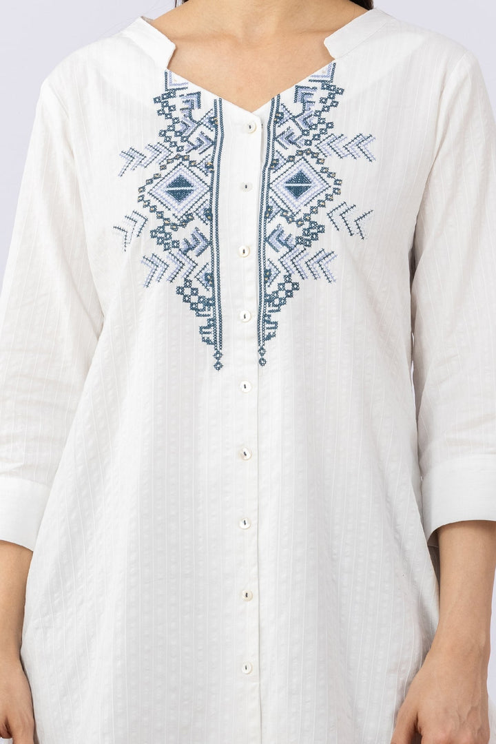 White Embroidered Viscose Dobby Tunic with V Neck &amp; 3/4 Sleeves