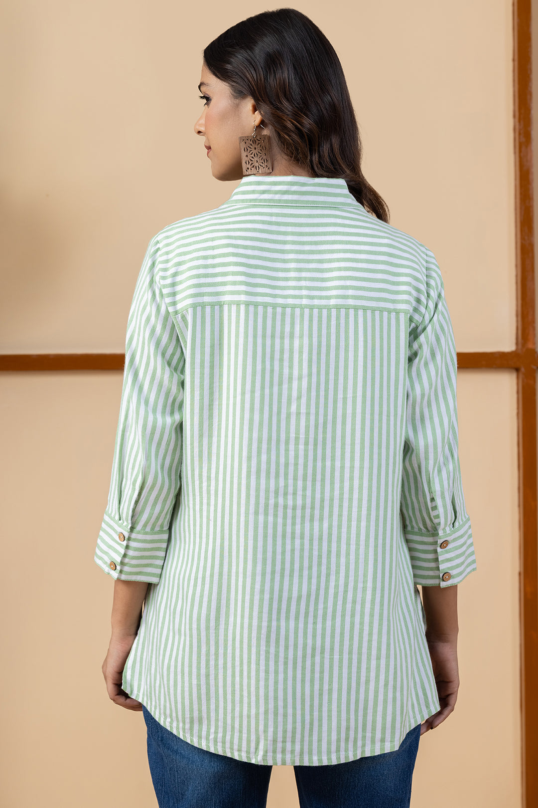 Green &amp; Off White Rayon Twill Stripes Shirt