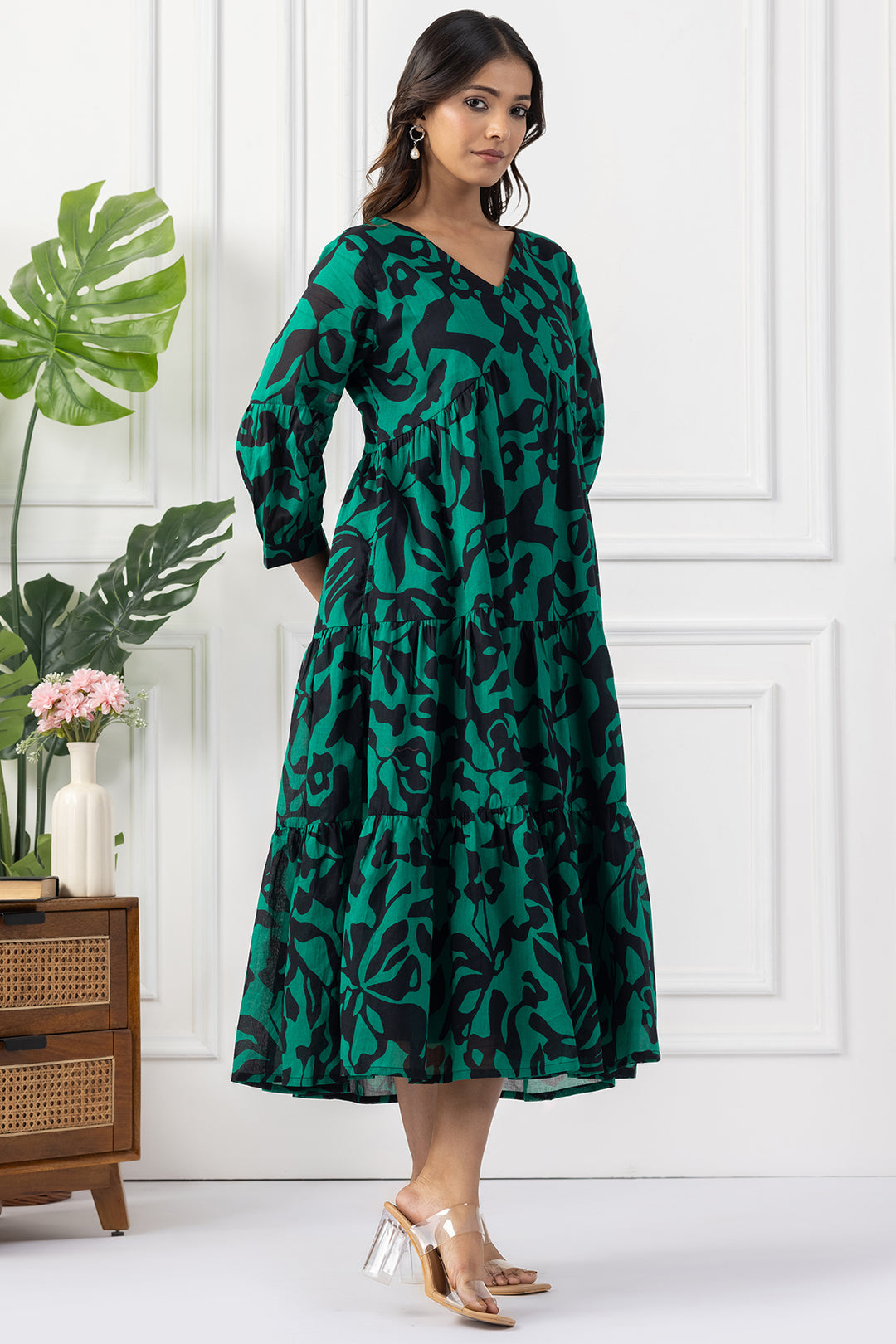 Green &amp; Black Printed Cotton Dress with V Neck